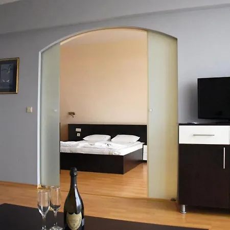 Aparthotel Vris Zarewo